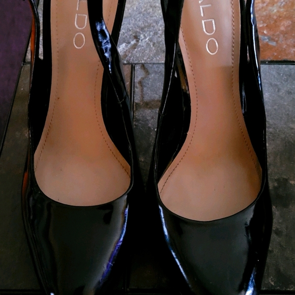 SALE: Aldo Black Patent Leather Sling Black. *Must Go!!!! - Picture 1 of 4
